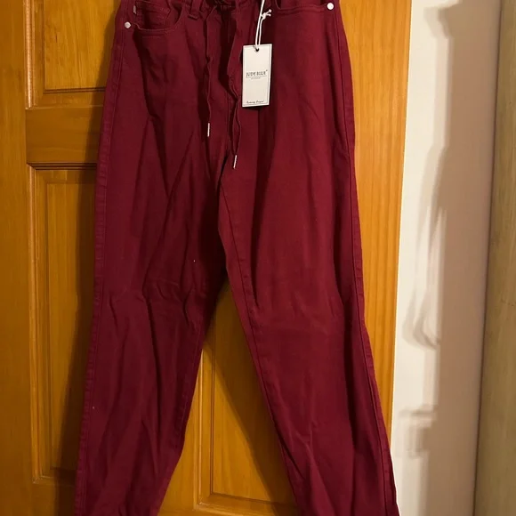 NWT Judy Blue Scarlet High Waist Pull On Double Cuff Jogger - Picture 1 of 5